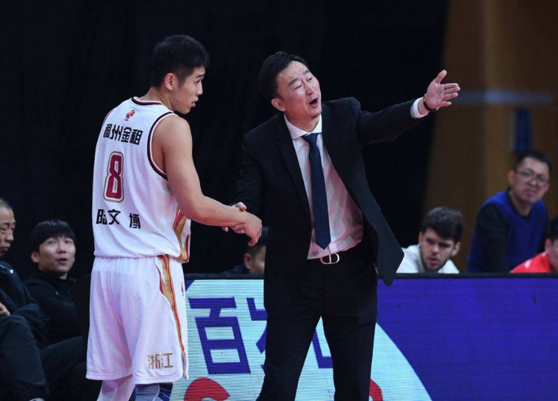 京多安也称赞了米歇尔率领的赫罗纳：“他们有实力，这是真的，他们有应对对方施压时的解决方案。